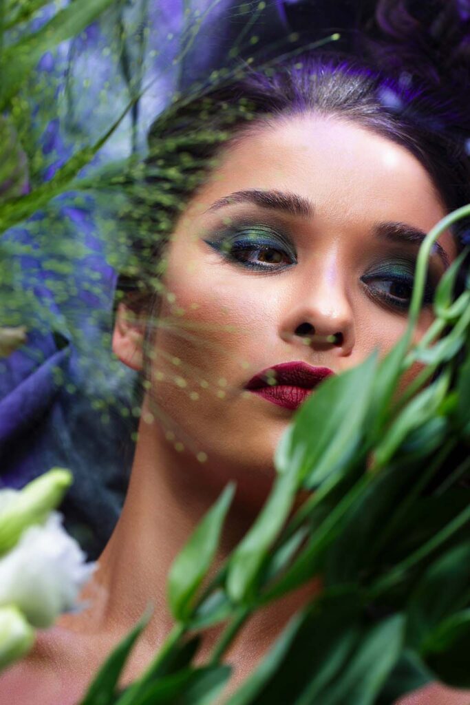 Hollywood-Inspired Global Makeup Trends for 2025: The Rise of Natural, Organic & Professional Excellence